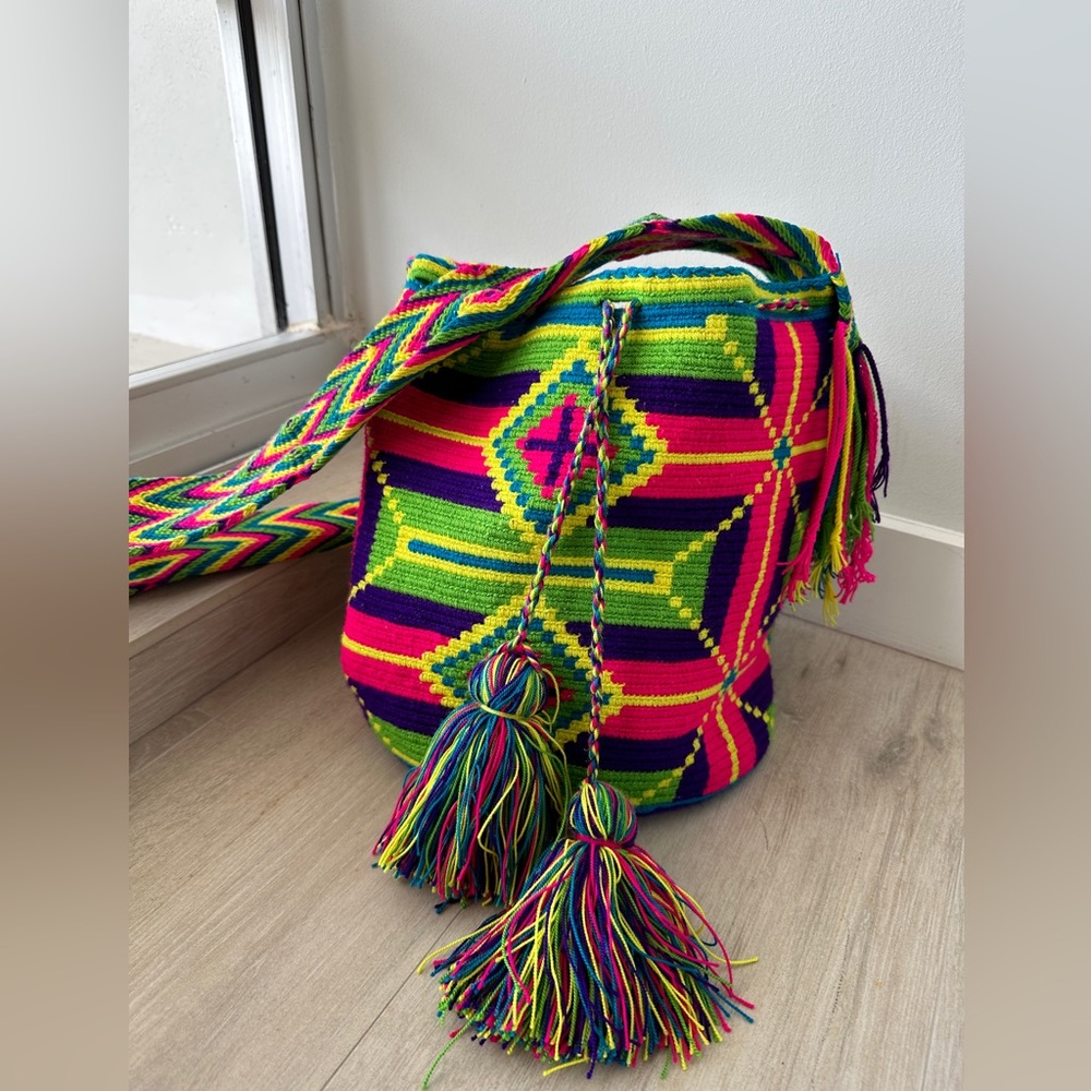 Colombian HANDMADE Bag! It is in perfect condition💕